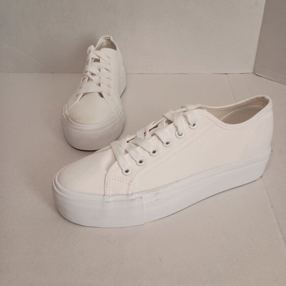 Women's Platform Understated Minimalist White Like New Size 8 - Picture 10 of 10